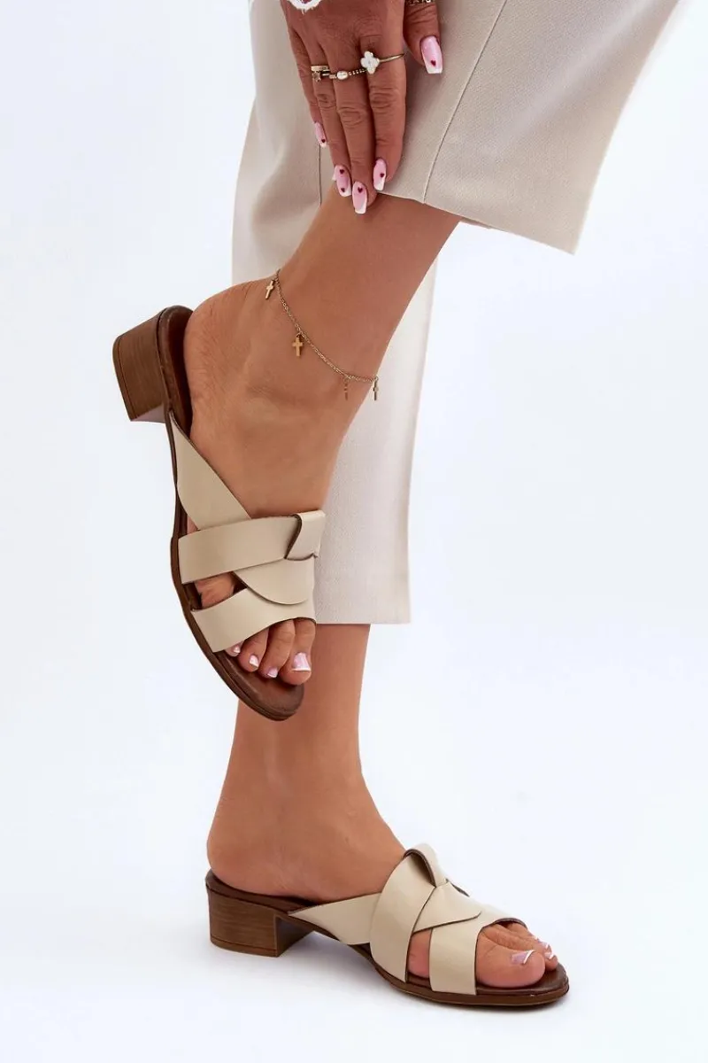 Best 40236 Skórzane Klapki Damskie Na Niskim Obcasie Beżowe Damskie Klapki Na Obcasie|Klapki Damskie Klasyczne