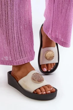 Clearance Zazoo 2920 Skórzane Klapki Damskie Na Koturnie Ze Złotym Detalem Złoty Przecierany