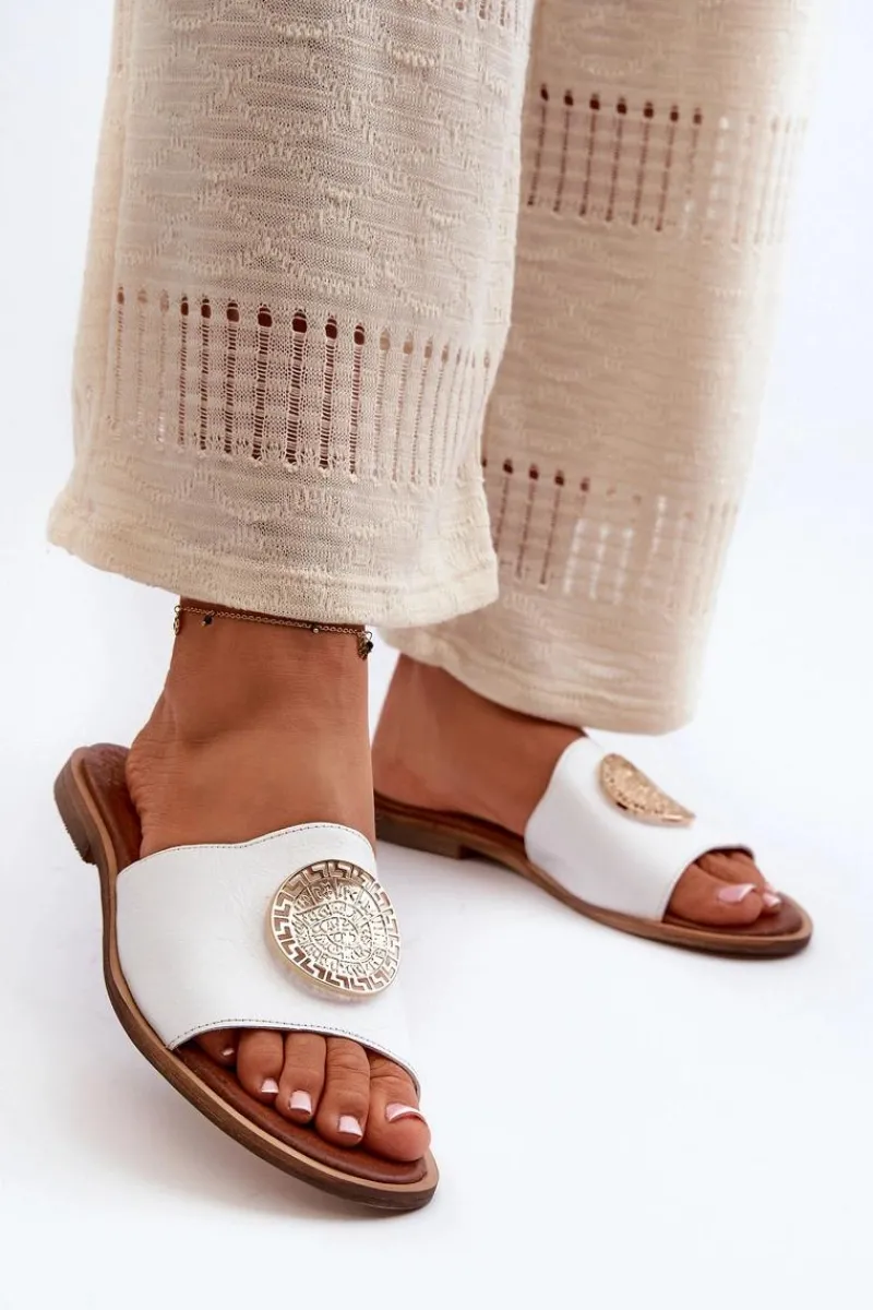 Online Zazoo 2938 Skórzane Klapki Na Płaskim Obcasie Z Ozdobą Białe Biały