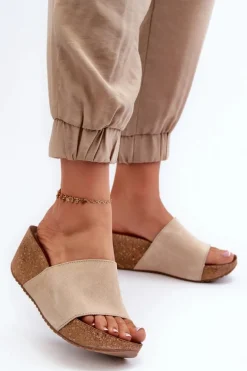 40311 Zamszowe Klapki Damskie Na Korkowym Koturnie Beżowe Damskie Klapki Na Koturnie|Klapki Korkowe