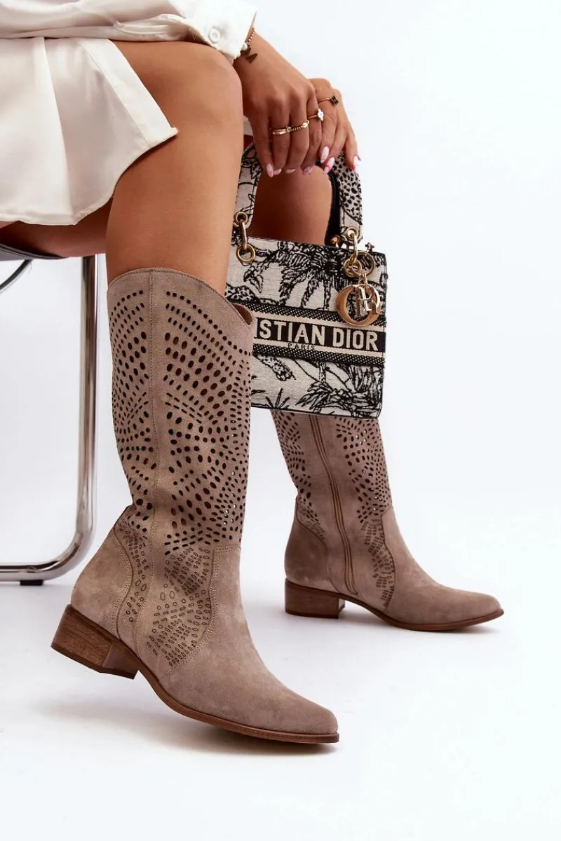 Sale Zazoo 3305/P Zamszowe Kozaki Do Połowy Łydki Ażurowe Cappucino