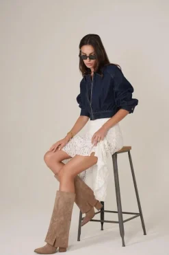 Kozaki Na Słupku|Kozaki Z Wywiniętą Cholewką></noscript>Boto Zdobione Kozaki Z Wywiniętą Cholewką Na Słupku Ciemnobeżowe Ivilta Beżowy