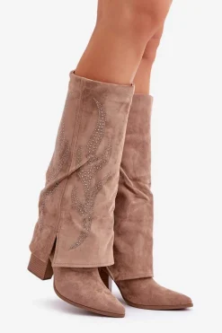 Kozaki Na Słupku|Kozaki Z Wywiniętą Cholewką></noscript>Boto Zdobione Kozaki Z Wywiniętą Cholewką Na Słupku Ciemnobeżowe Ivilta Beżowy