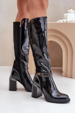 Kozaki Przed Kolano|Kozaki Na Obcasie>Damskie buty S.Barski Zdobione Lakierowane Kozaki Damskie Na Słupku D&A MR880-055 Czarne