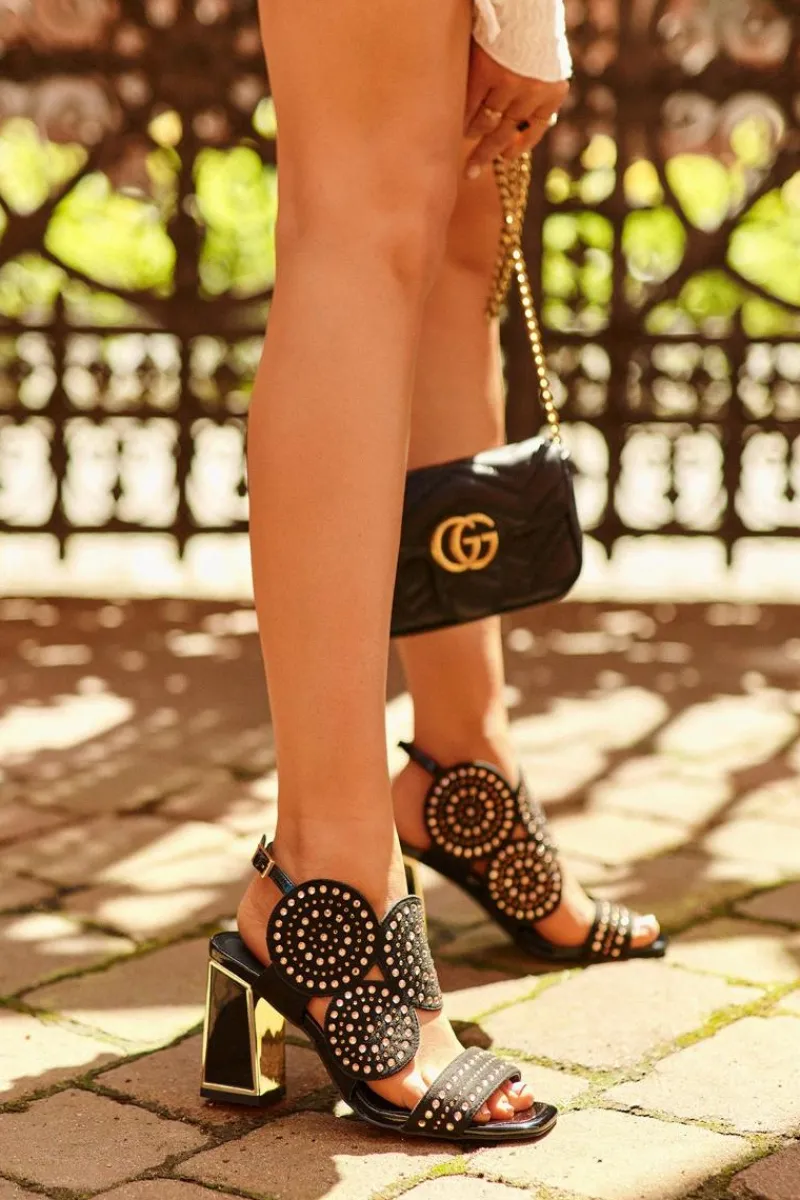 Sale Zdobione Sandały Na Słupku D&A CR026 Czarne Damskie Sandały Na Obcasie